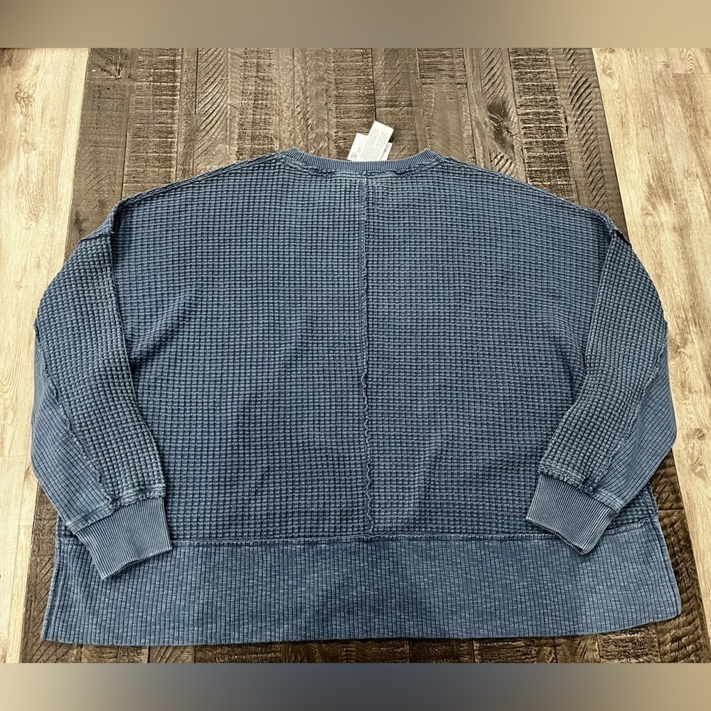 American Eagle Outfitters Textured Blue Sweater - Picture 2 of 3